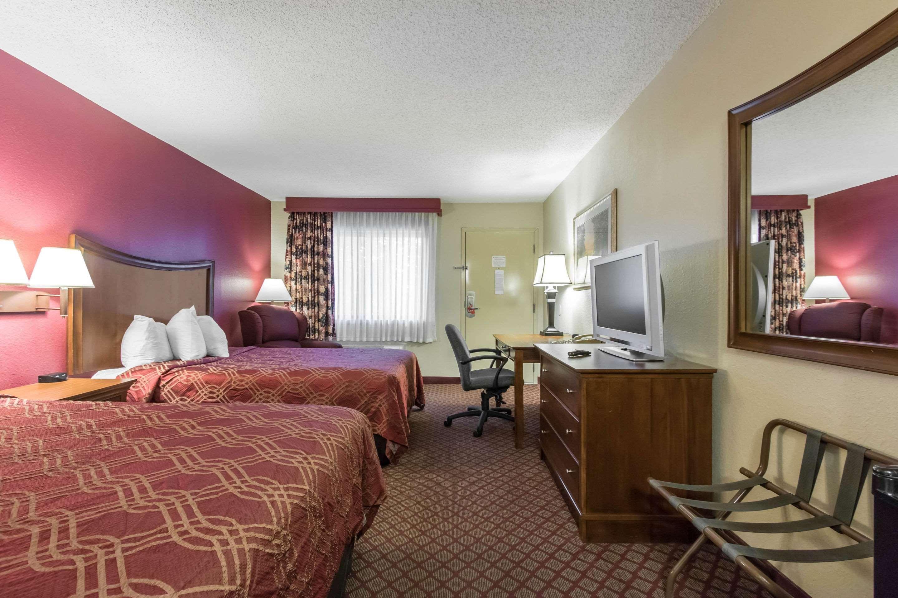 Econo Lodge Inn&Suites Joplin Exterior foto