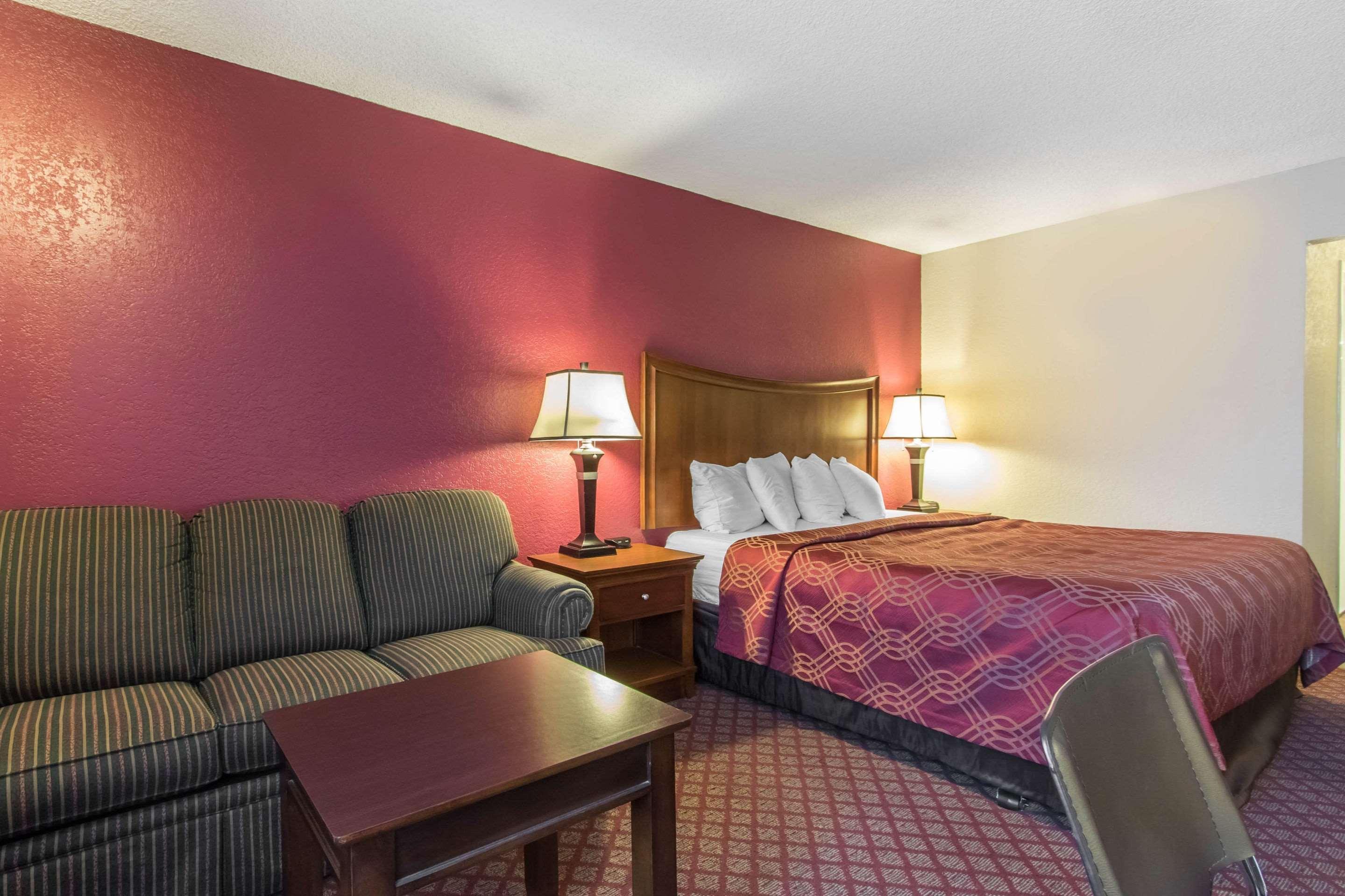 Econo Lodge Inn&Suites Joplin Exterior foto