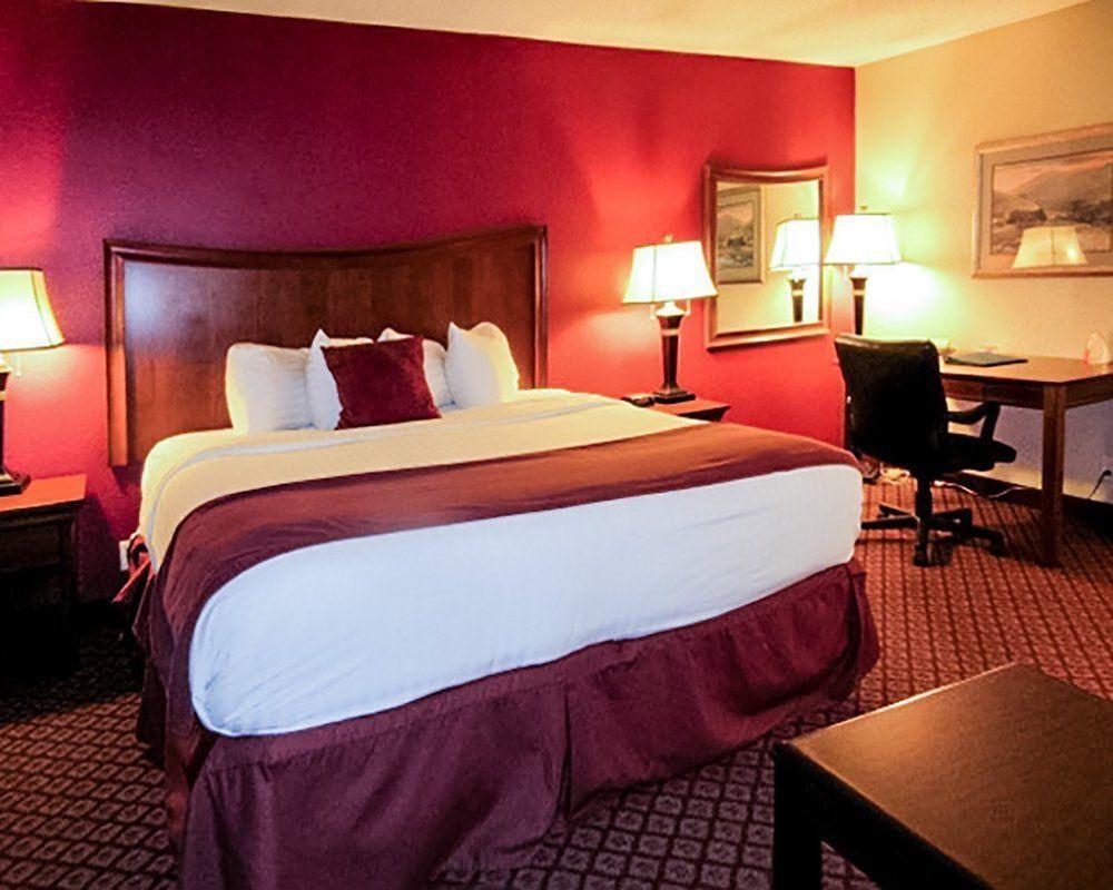 Econo Lodge Inn&Suites Joplin Exterior foto