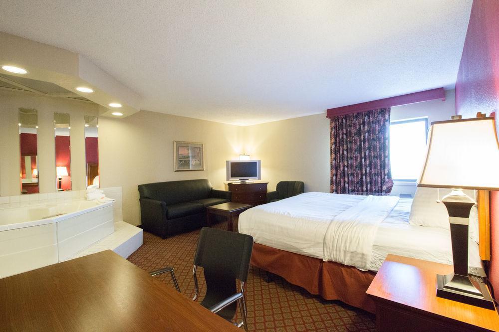 Econo Lodge Inn&Suites Joplin Exterior foto